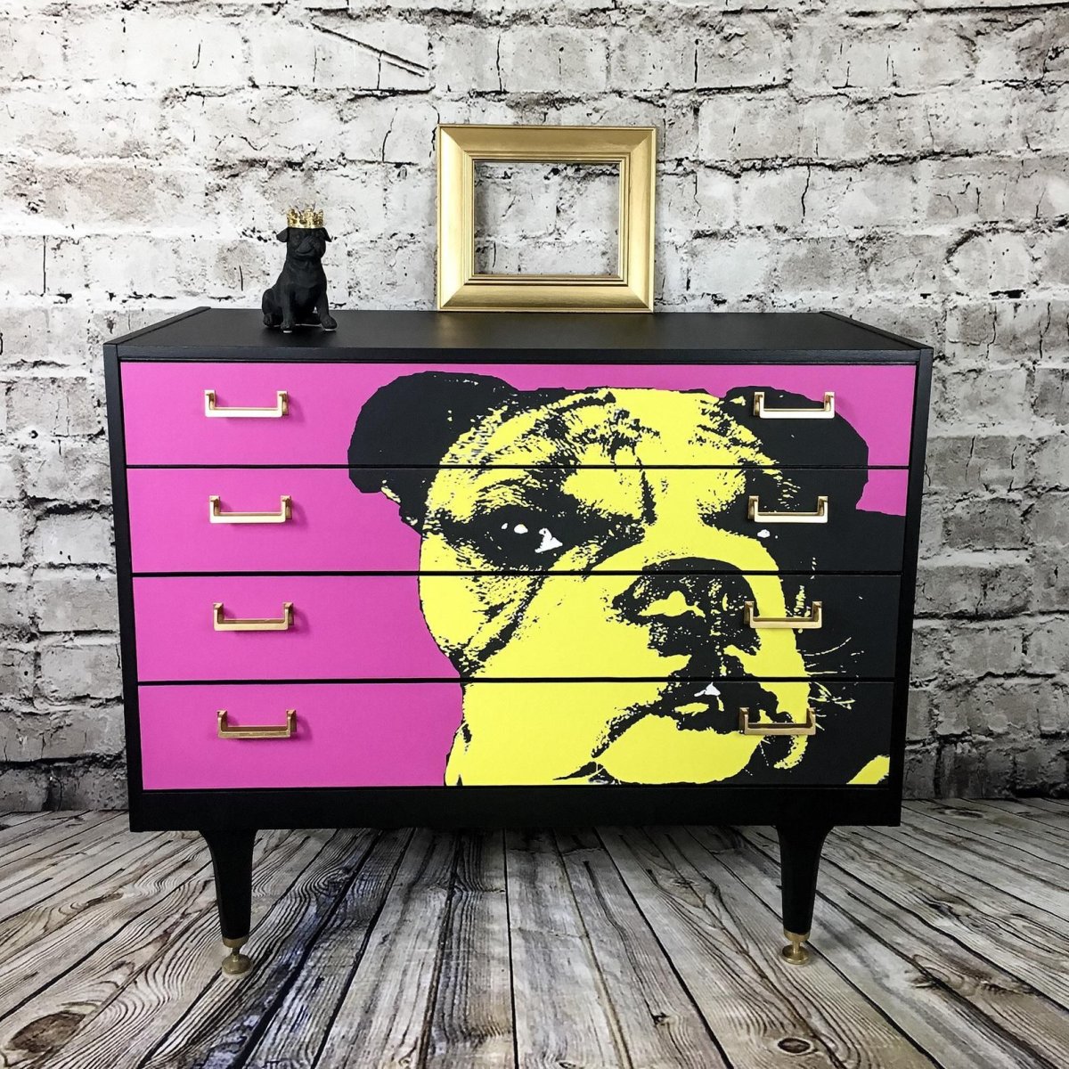 Комод в стиле поп арт