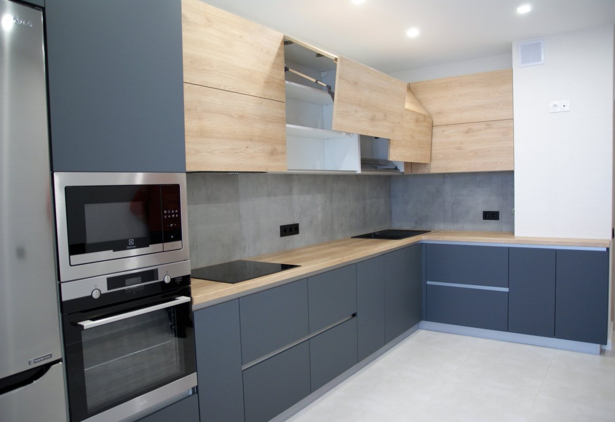 Кухня икеа серая матовая Voxtorp