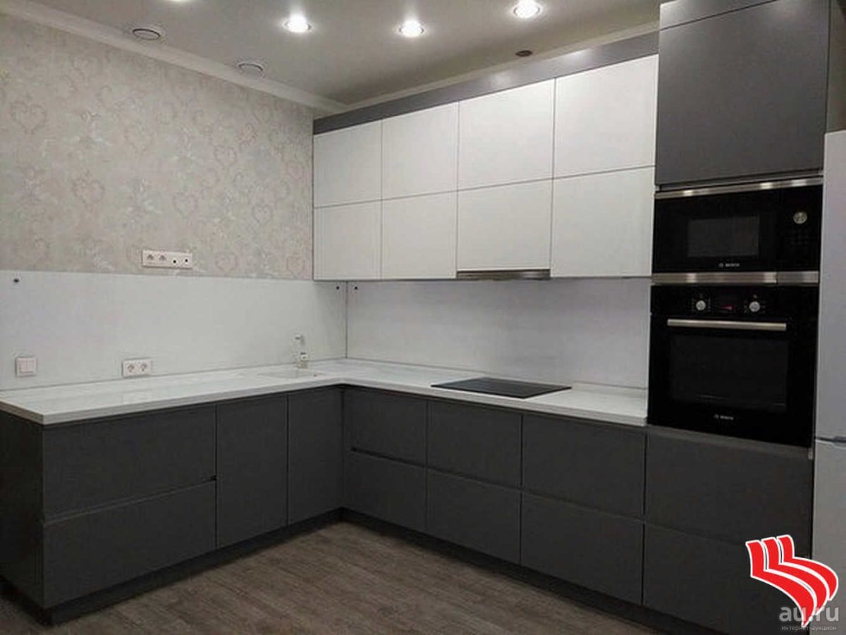 Кухня икеа серый низ белый верх