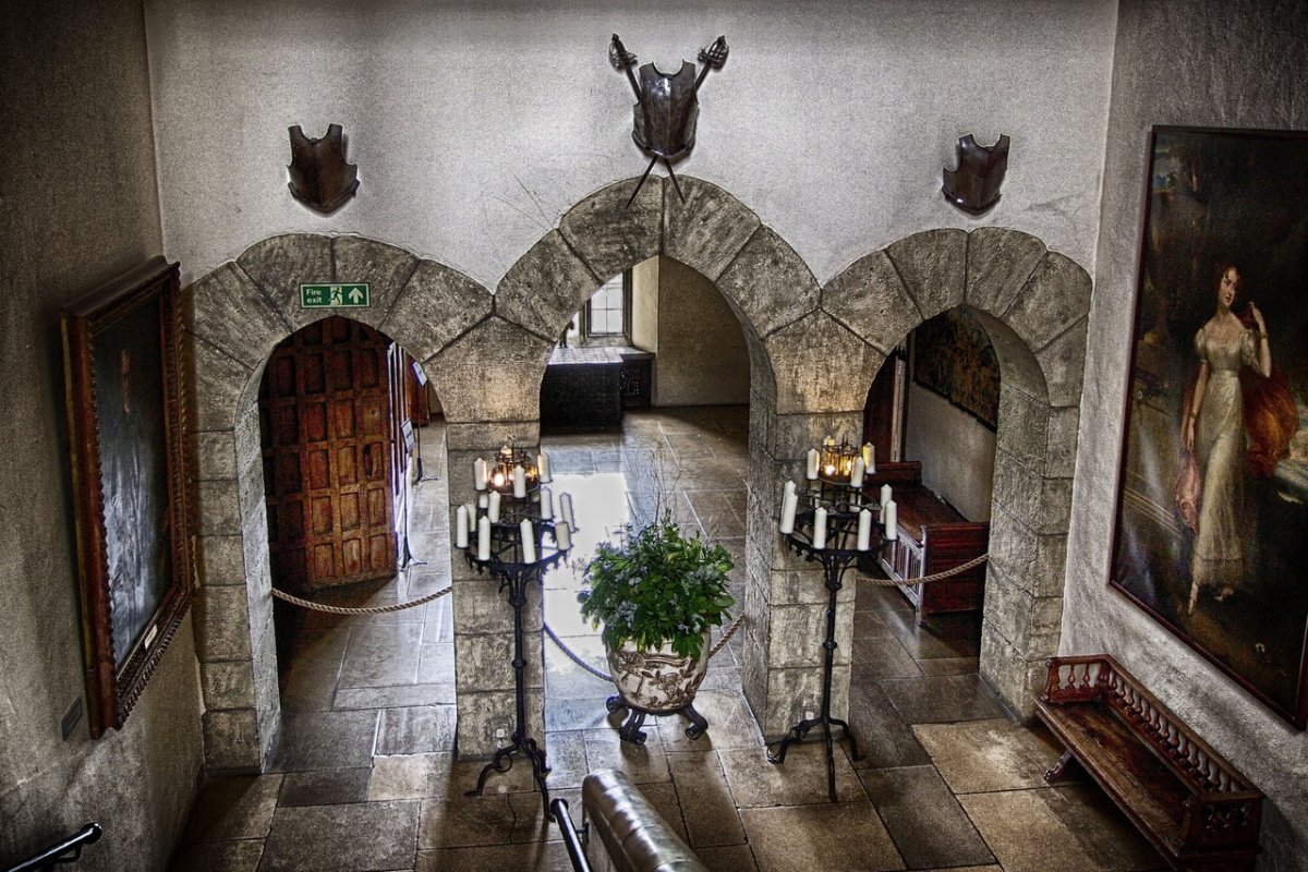 Особняк Тюдор Готика