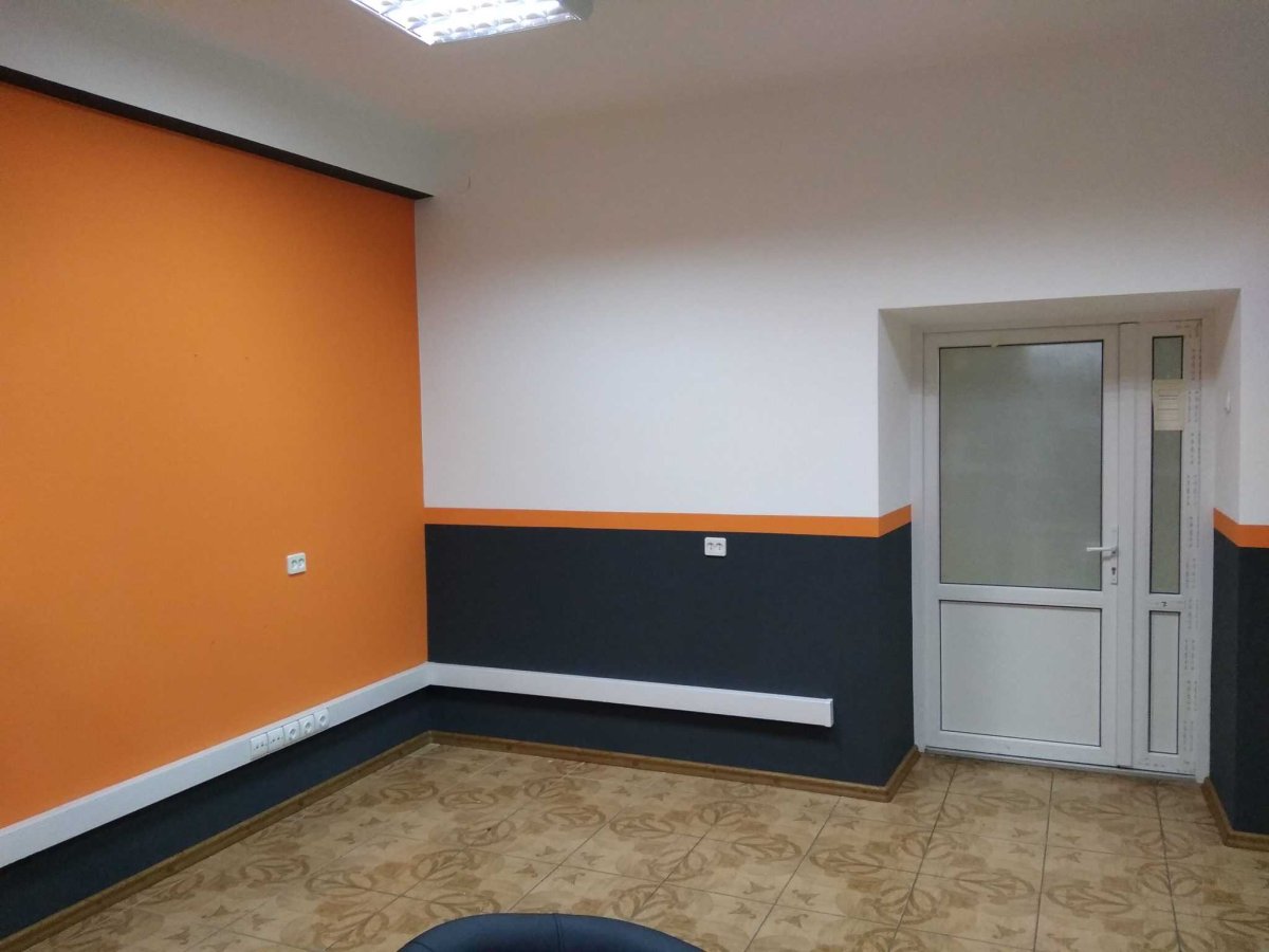 Краска для стен в квартире