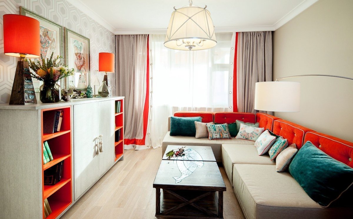 Гостиная в ярких тонах