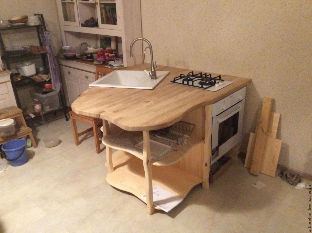 Кухонная тумба из мебельного щита