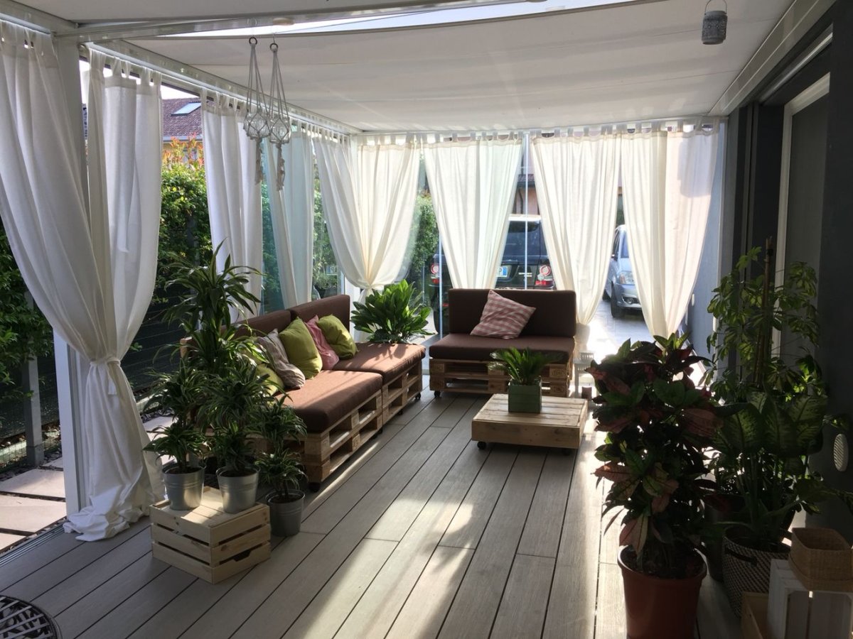 Плетёная мебель для зимнего сада