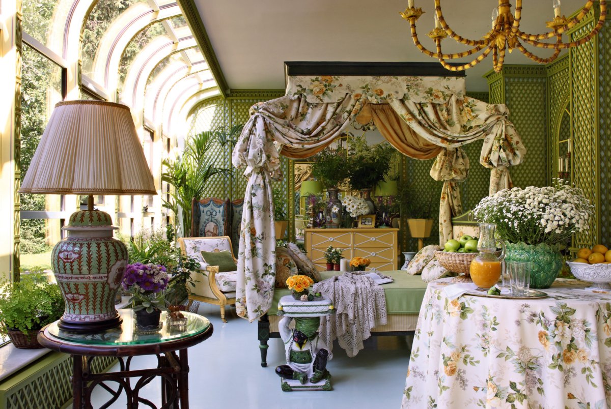 Высокие арочные окна