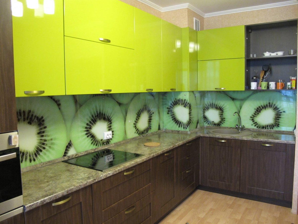 Фартук на кухню с киви