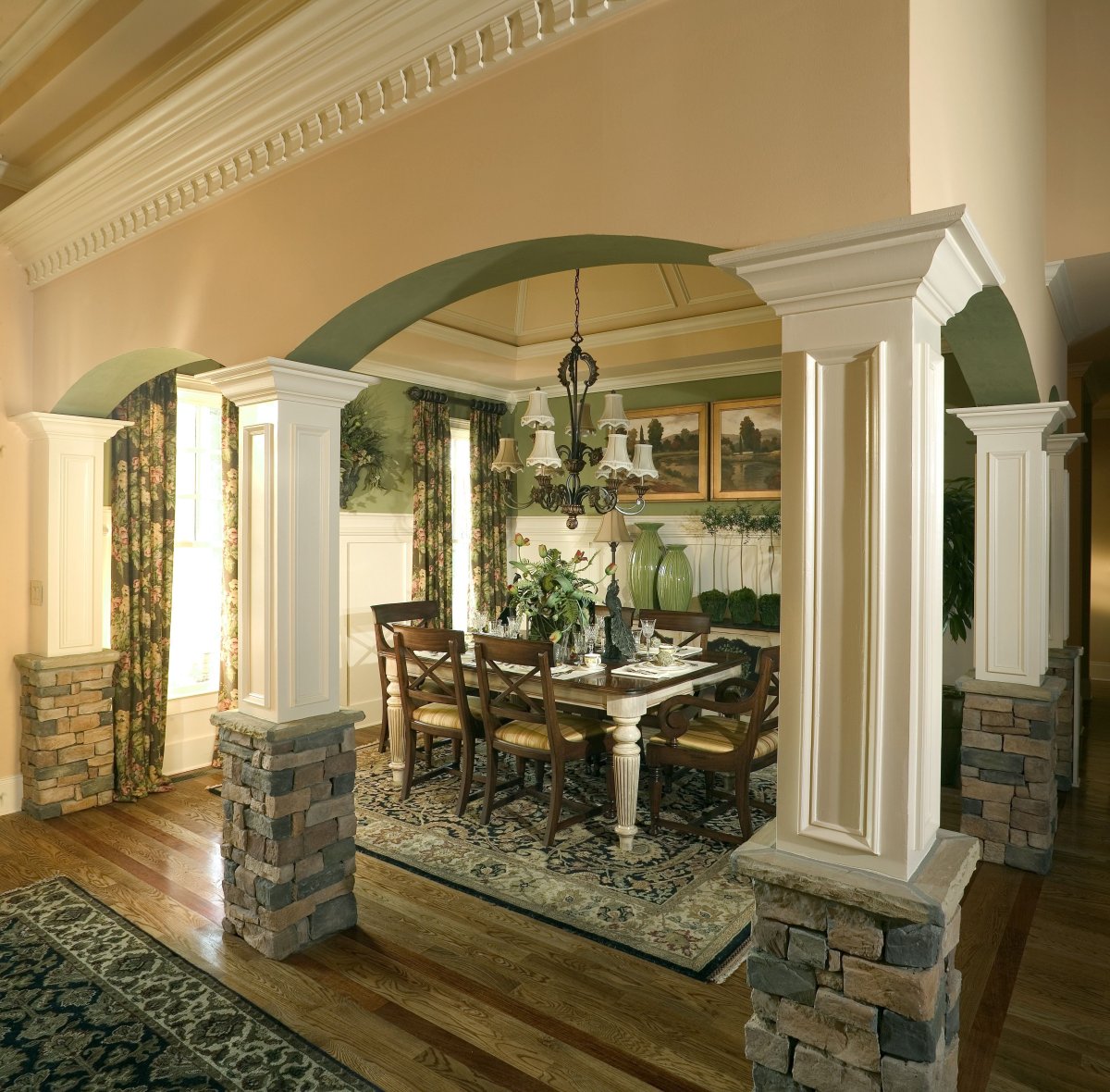 Декор колонн в современном стиле