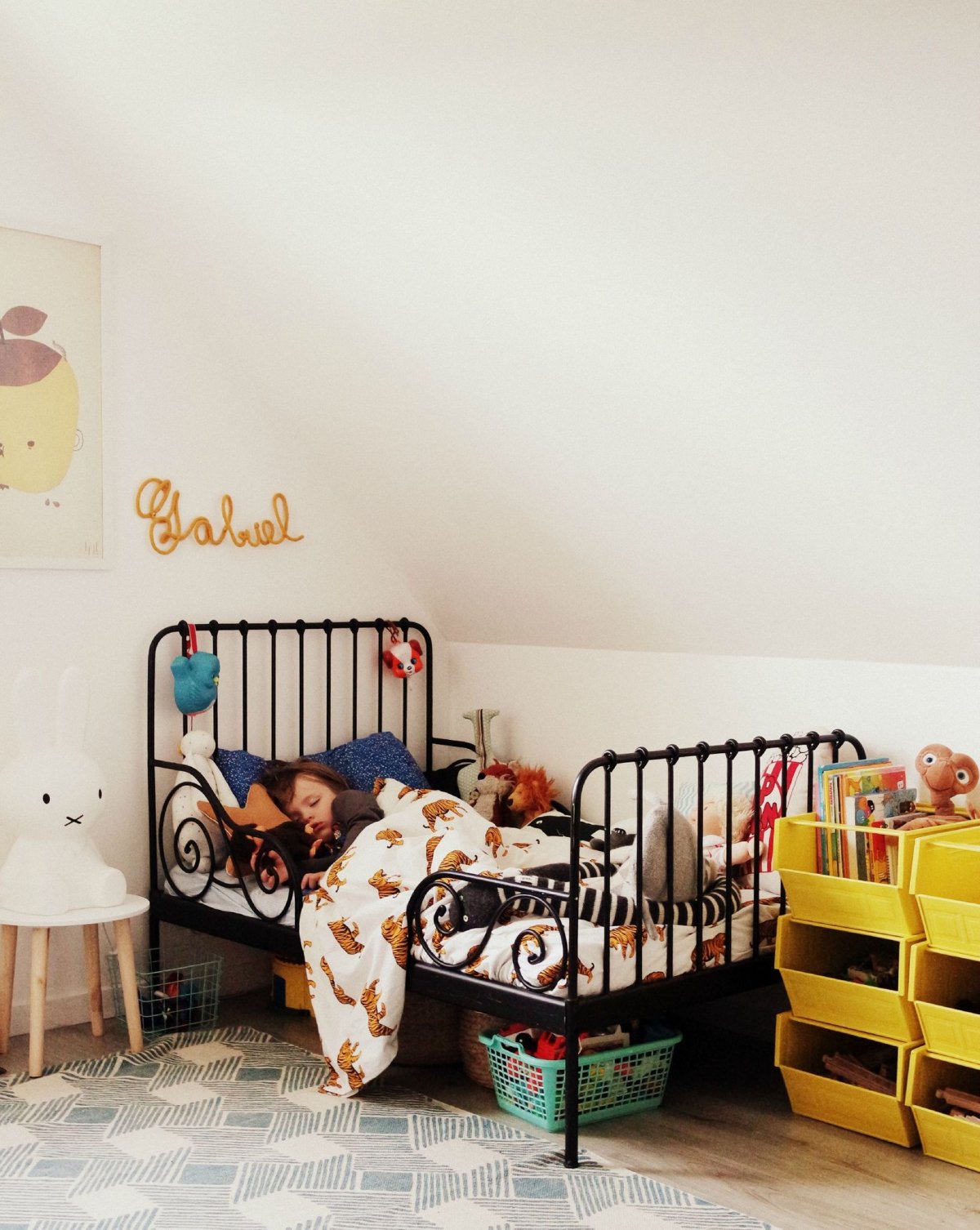 Кровать миннен