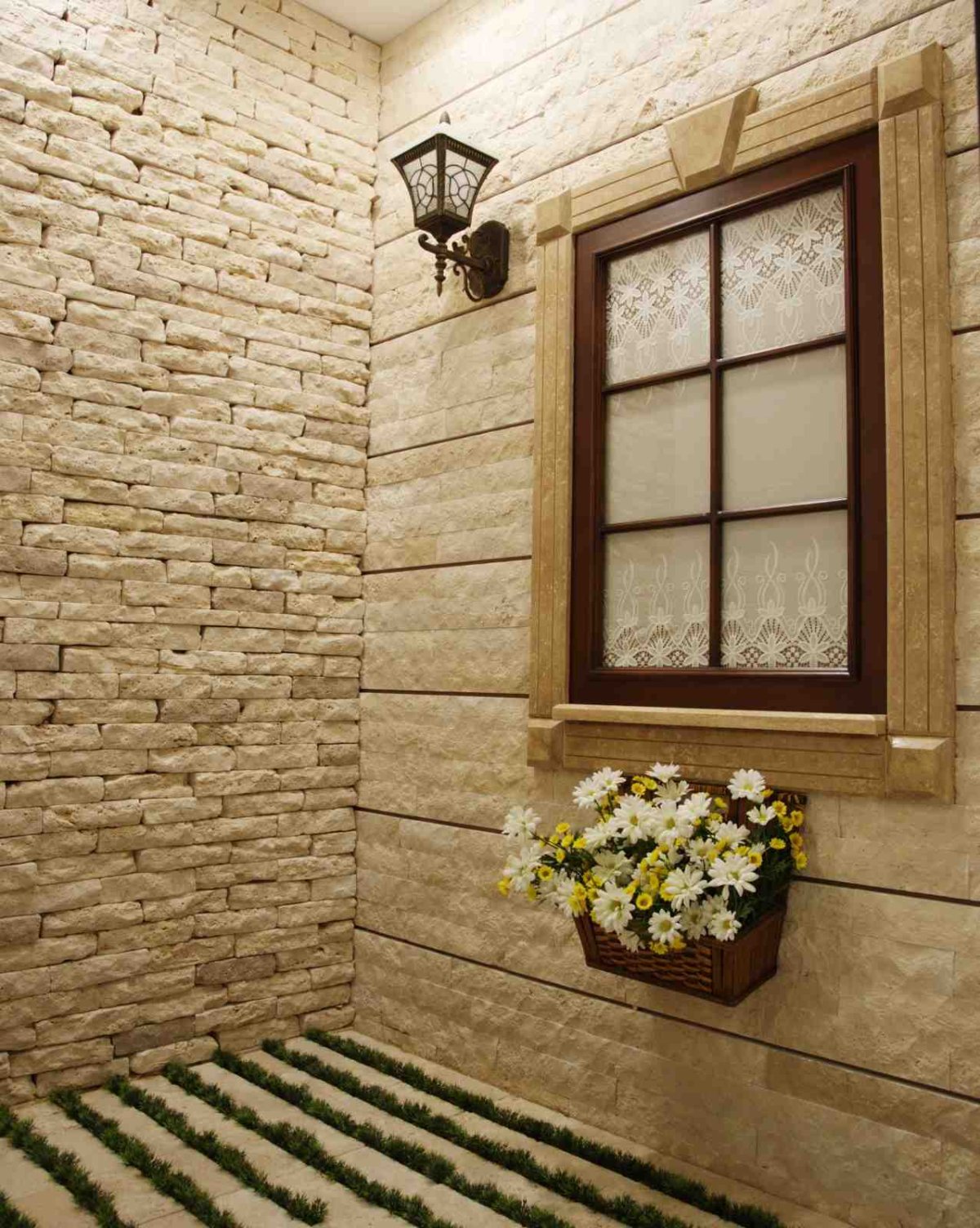 Отделка камень туф