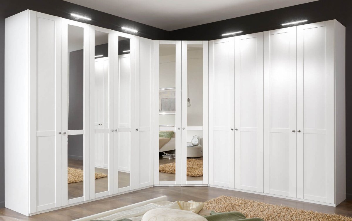 Шкаф с вертикальной фрезеровкой