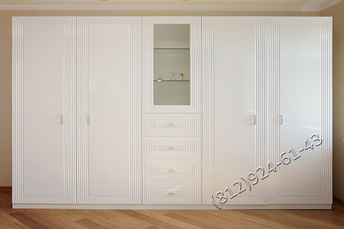 Шкаф с фрезеровкой белый