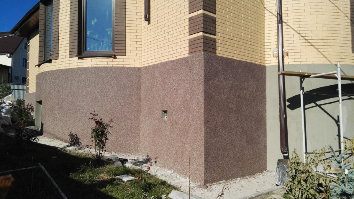 Декоративная штукатурка цоколя