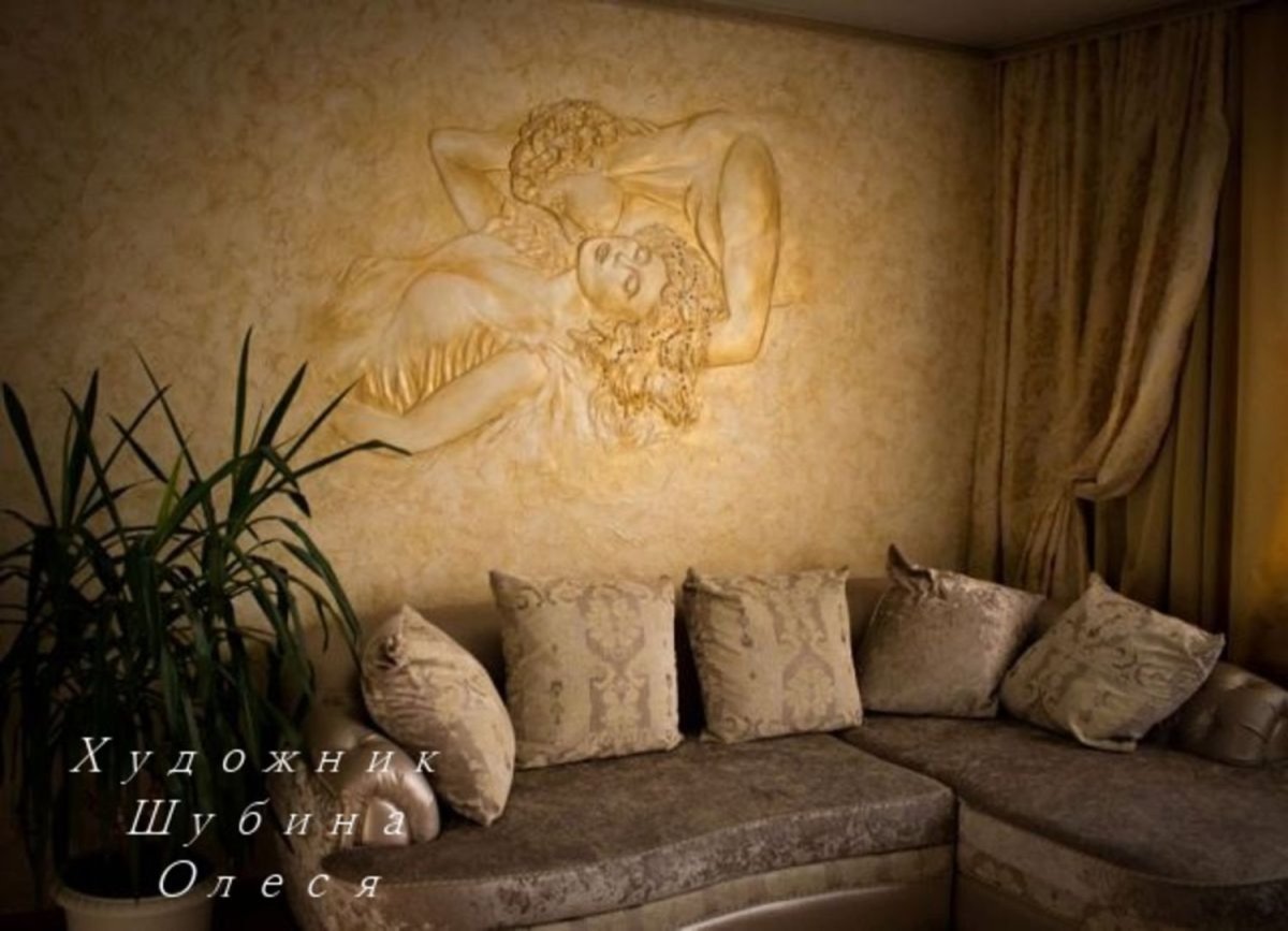 Барельеф таскания