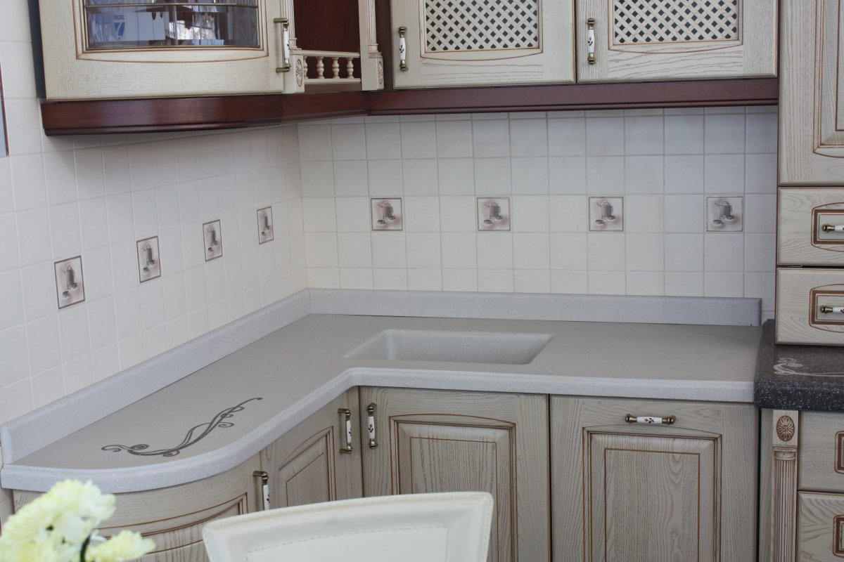 Круглый кухонный остров