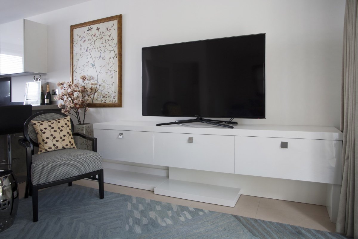 Мистер Дорс ТВ тумбы