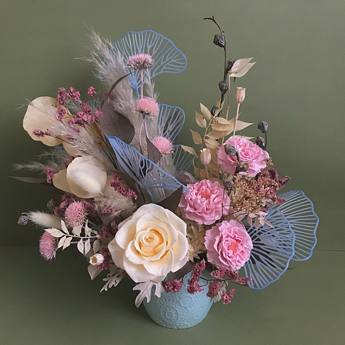 Композиции из сухоцветов