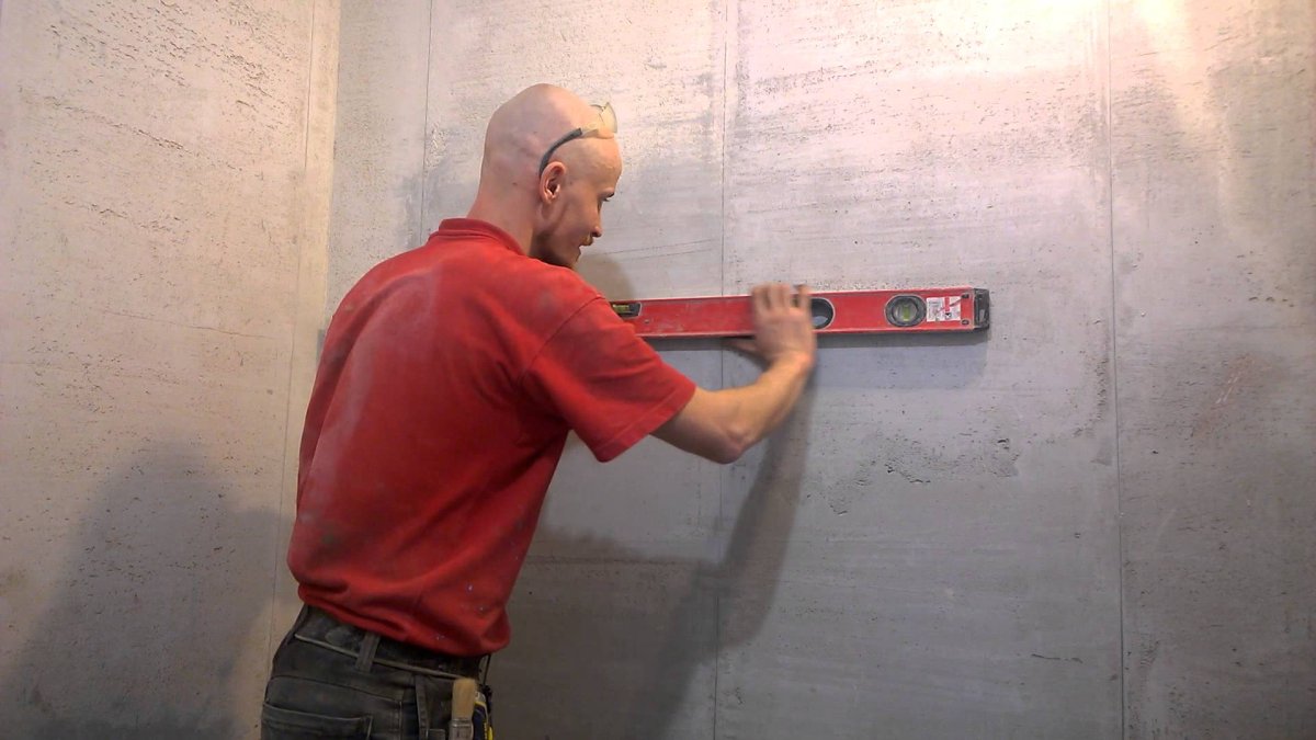 Штукатурка кривых стен