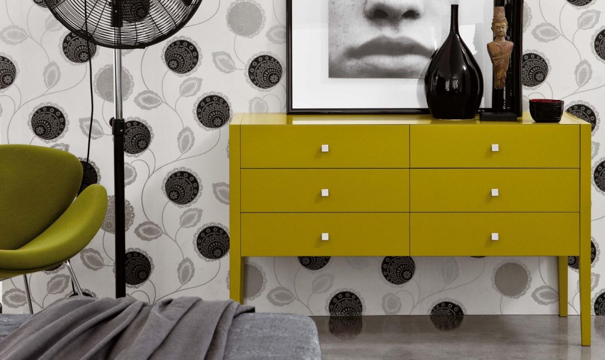 Желтый комод в интерьере бохо