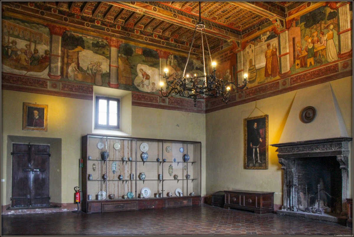 Интерьер королевских покоев замка Тауэр