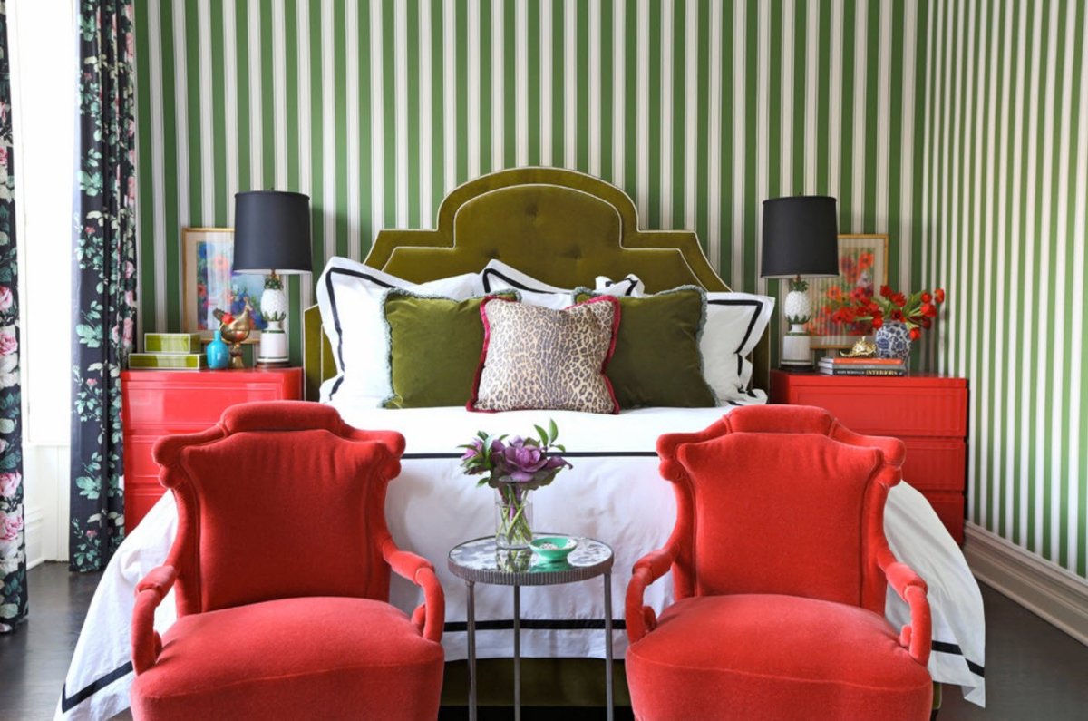 Гостиная в болотных тонах