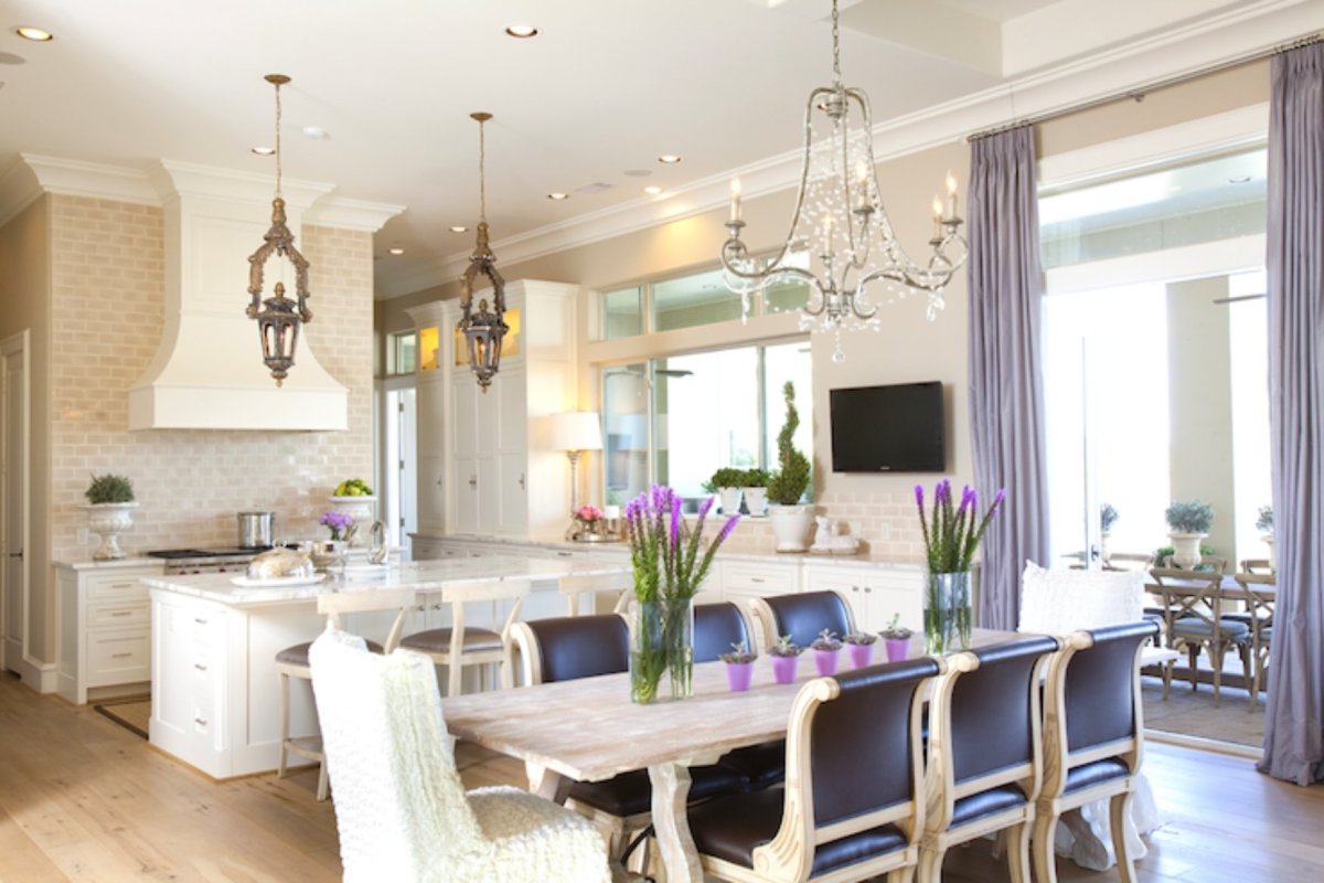 Кухонный гарнитур фиолетовый