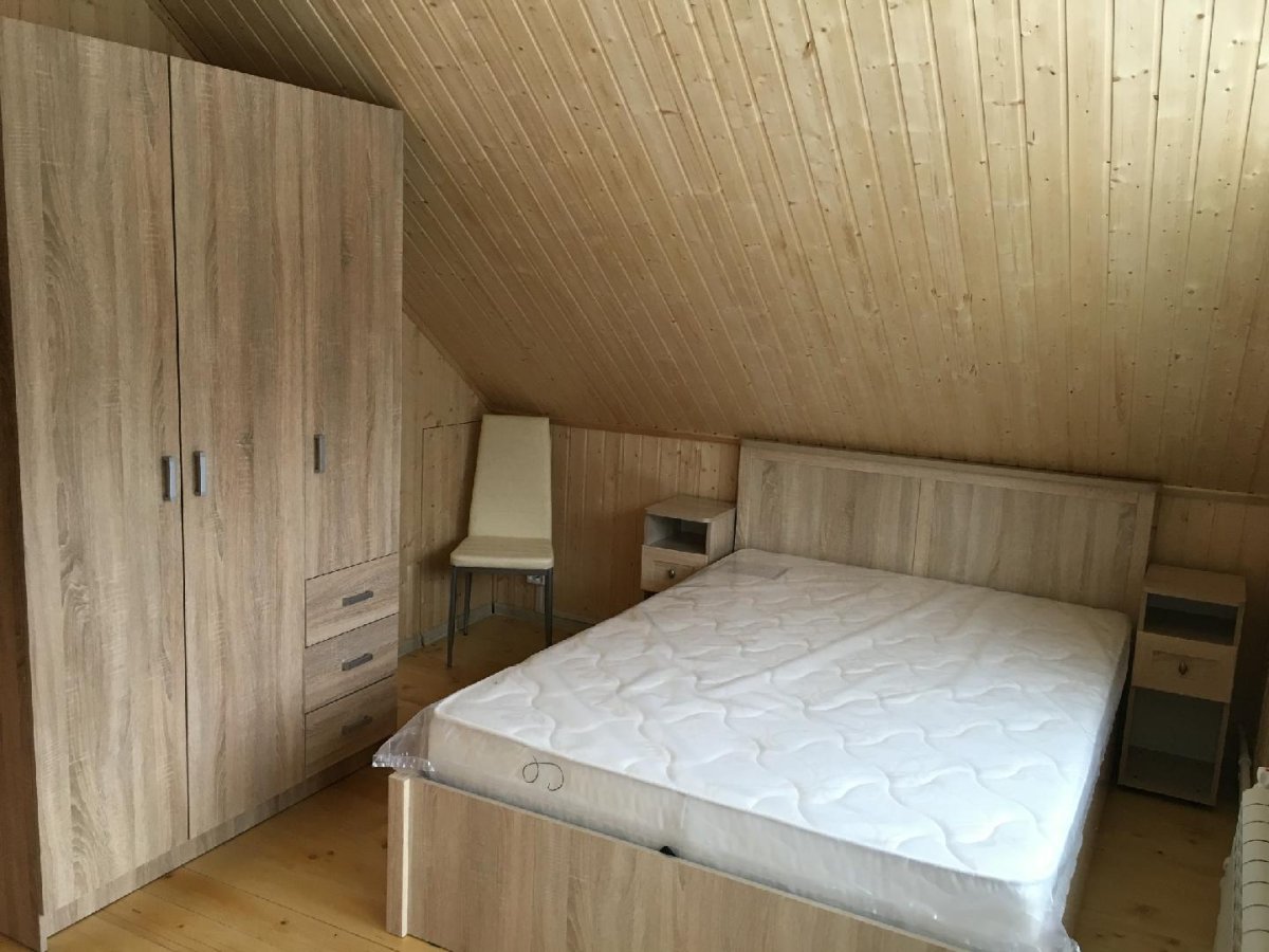 Обшить мансарду фанерой