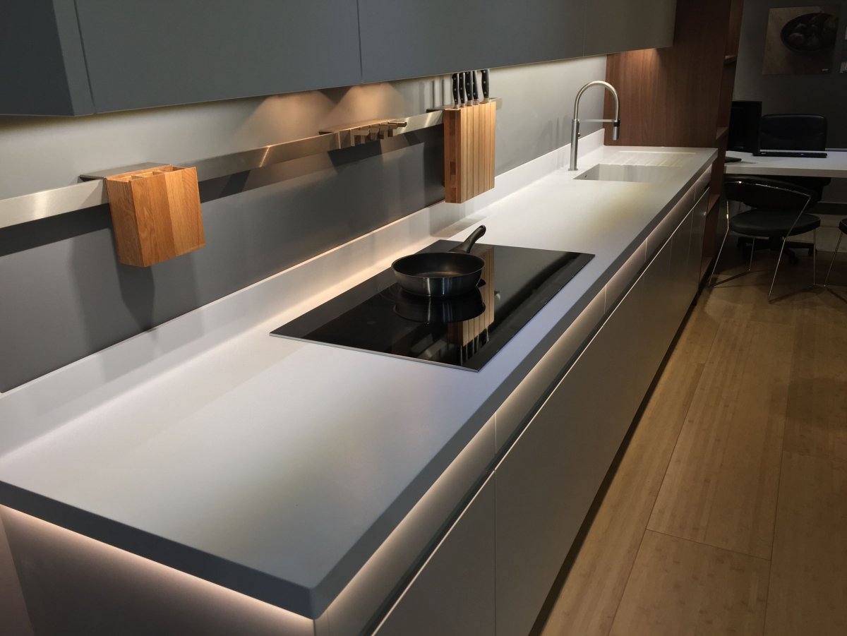 Corian столешница