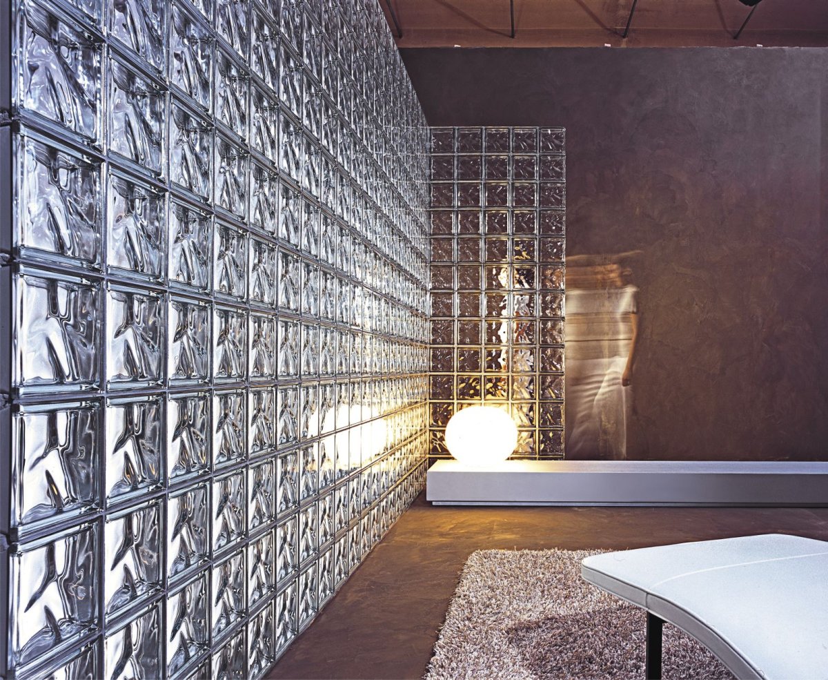 Стеклянные блоки для перегородок