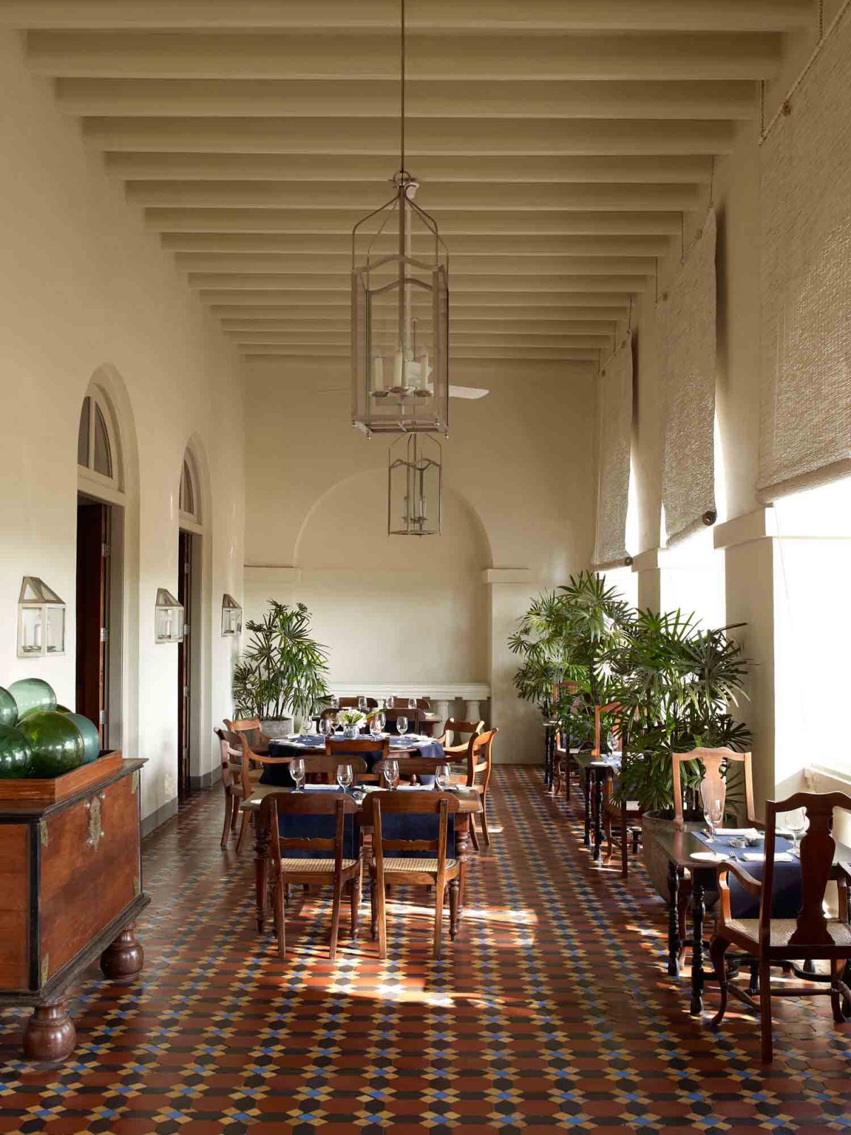 Тали индийская кухня