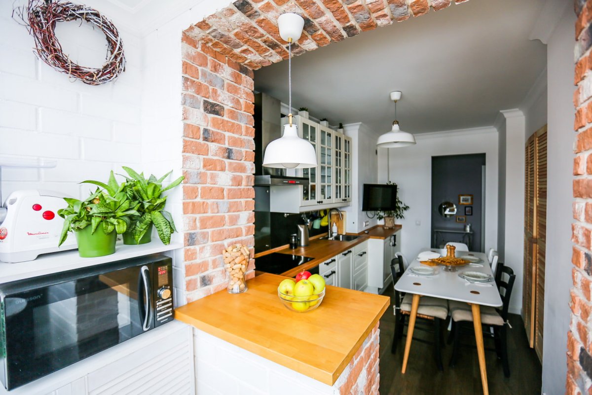 Лоджия с кухней лофт