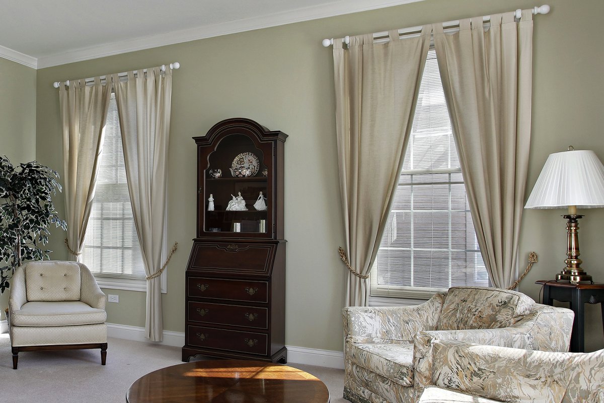Шторы для светлой гостиной