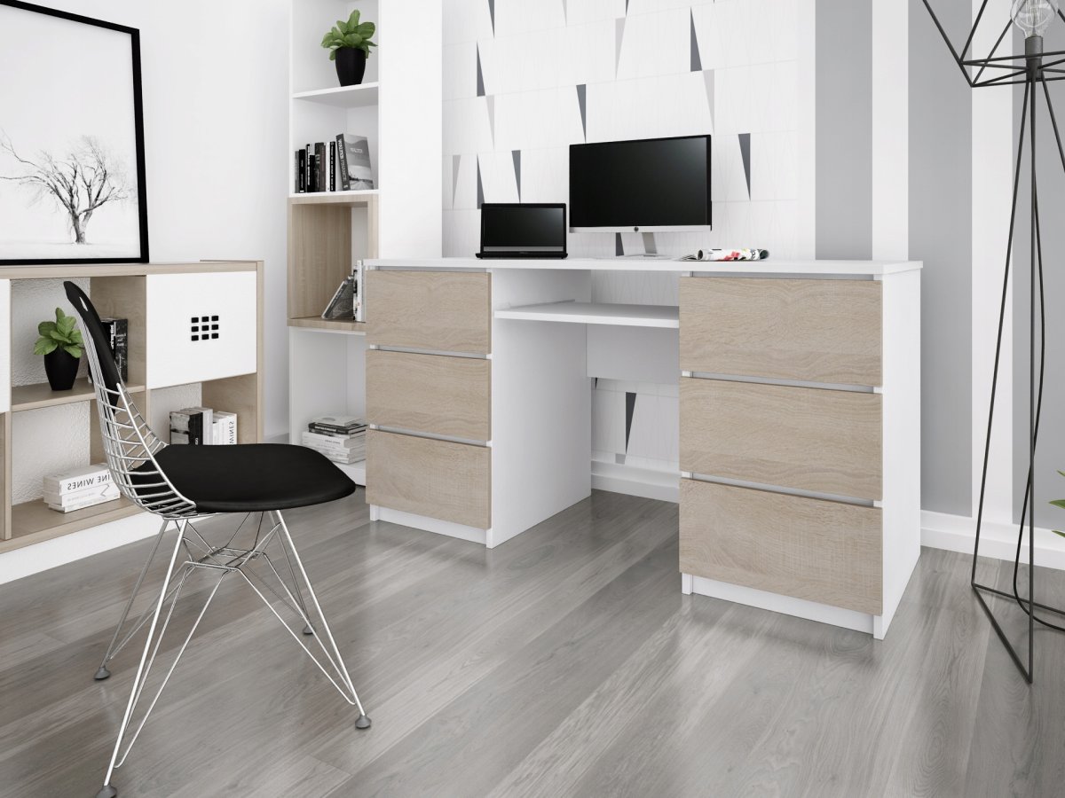 Гостиная с компьютерным столом