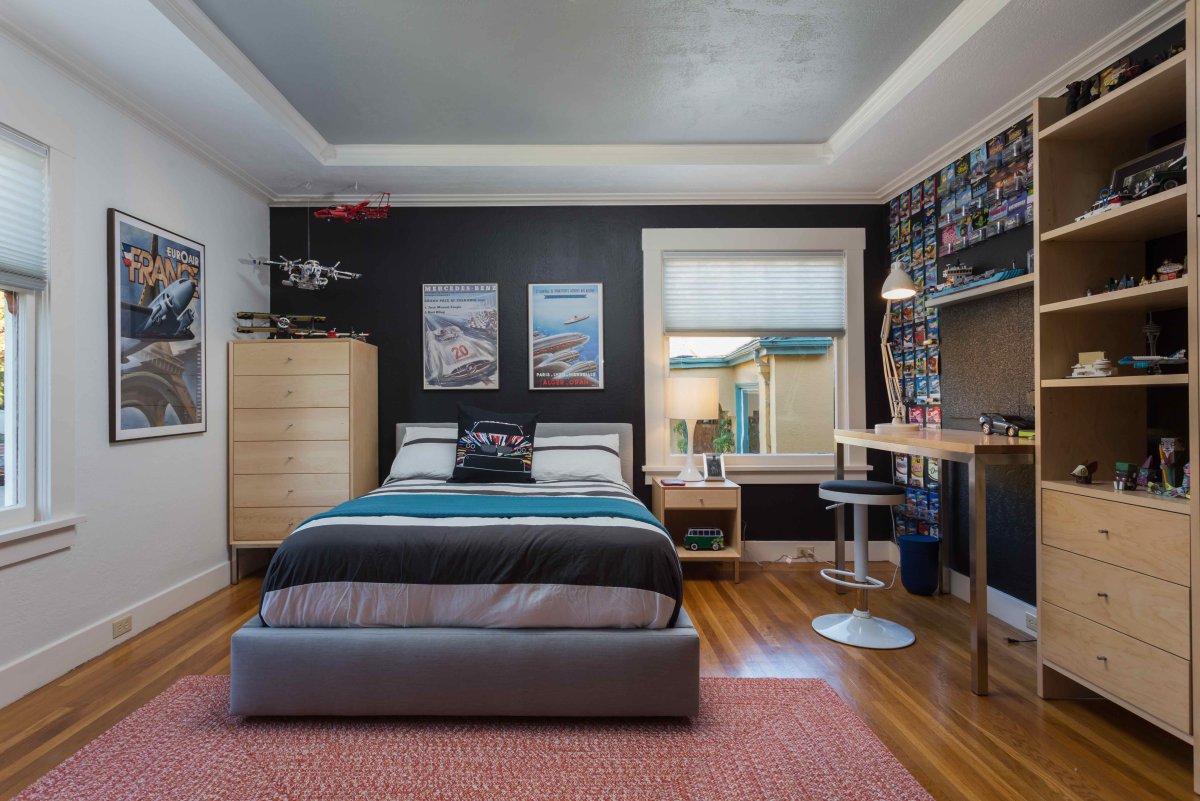 Огромная комната для подростка