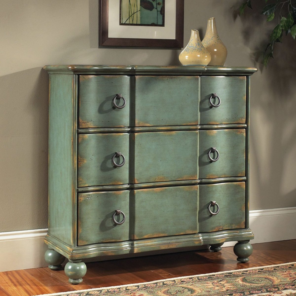 Винтажный комод в интерьере