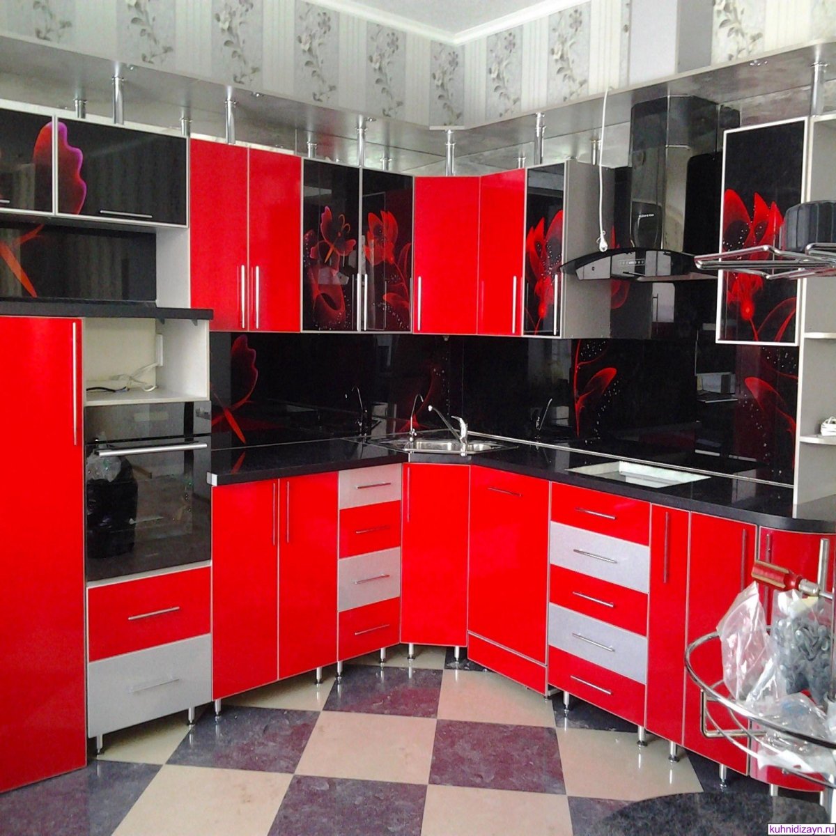 Кухонный гарнитур черно красный