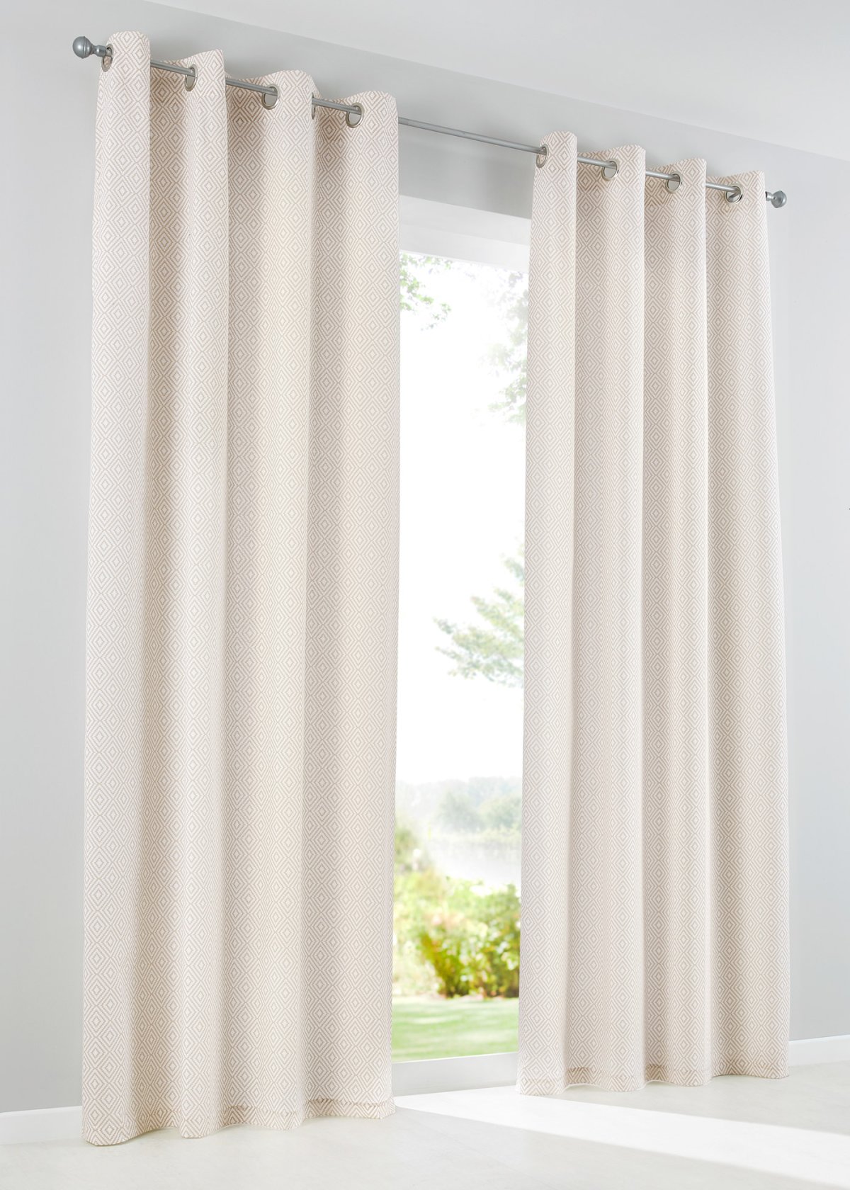 Бонприкс шторы на люверсах