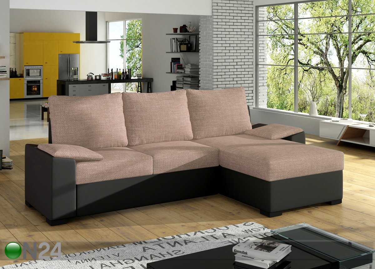 Интерьер гостиной с угловым диваном