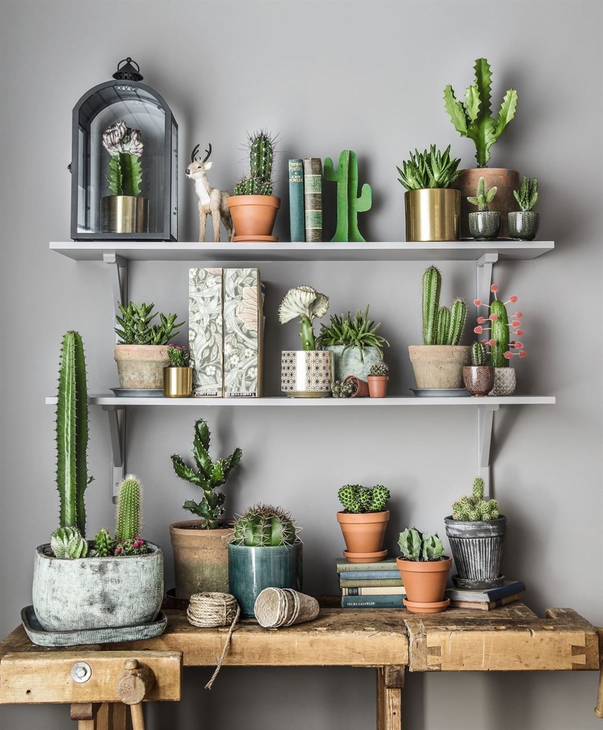 Полка для цветов