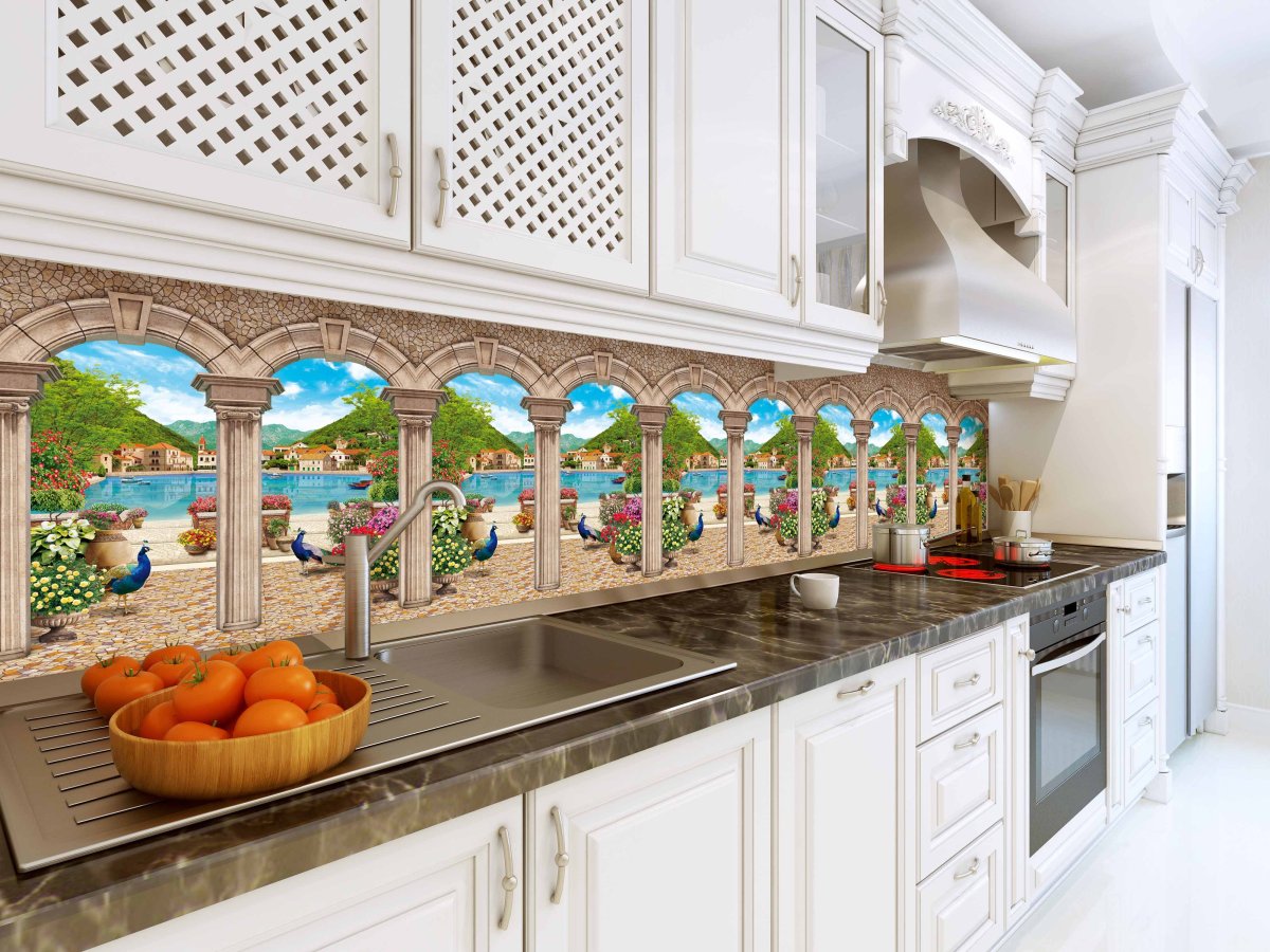 Кухня с полками на фартуке