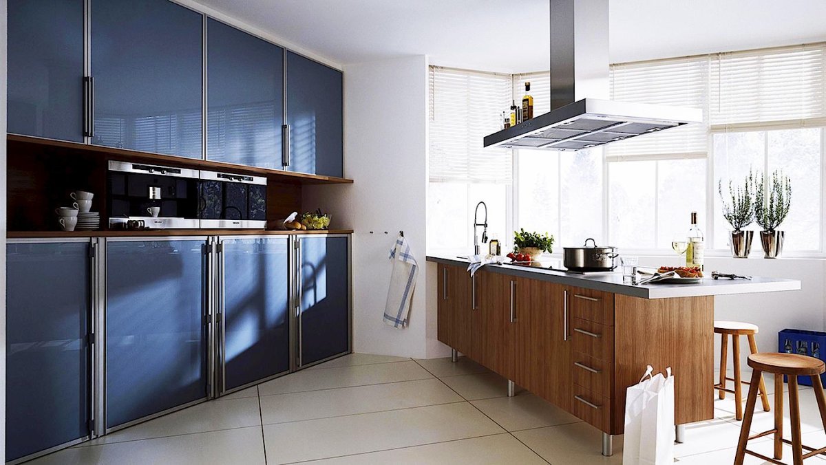 Фартук для кухни из стекла