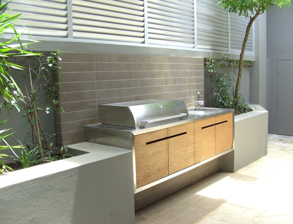 Бетонная уличная кухня