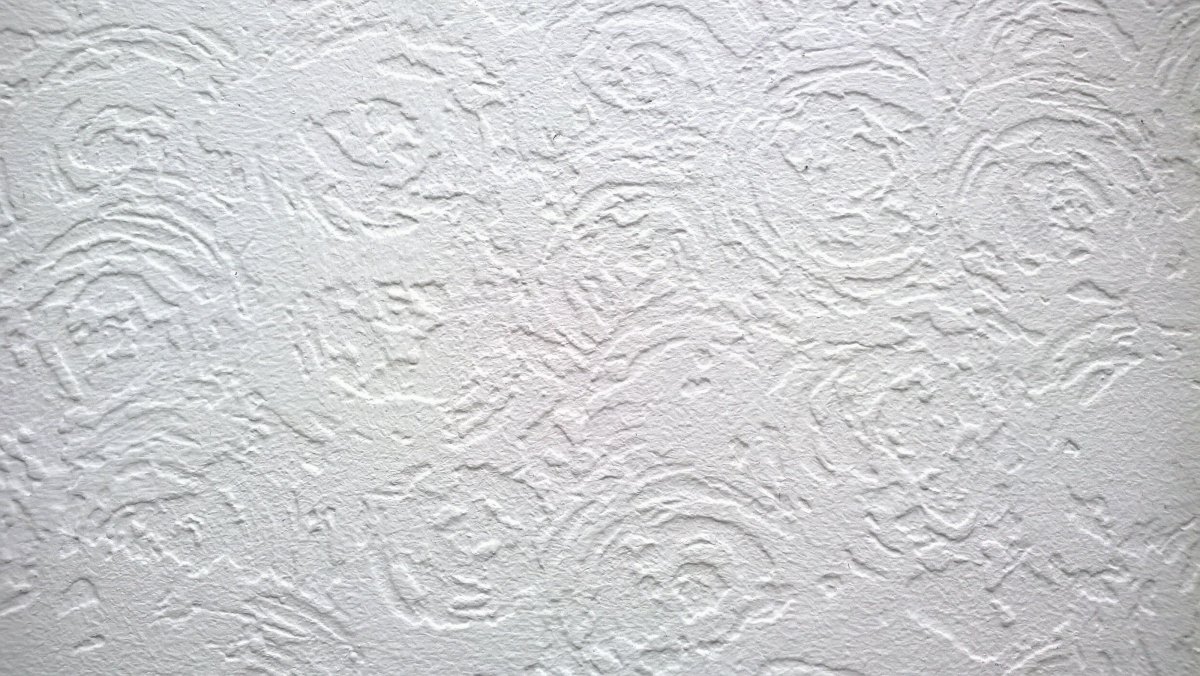 Штукатурка стен короедом