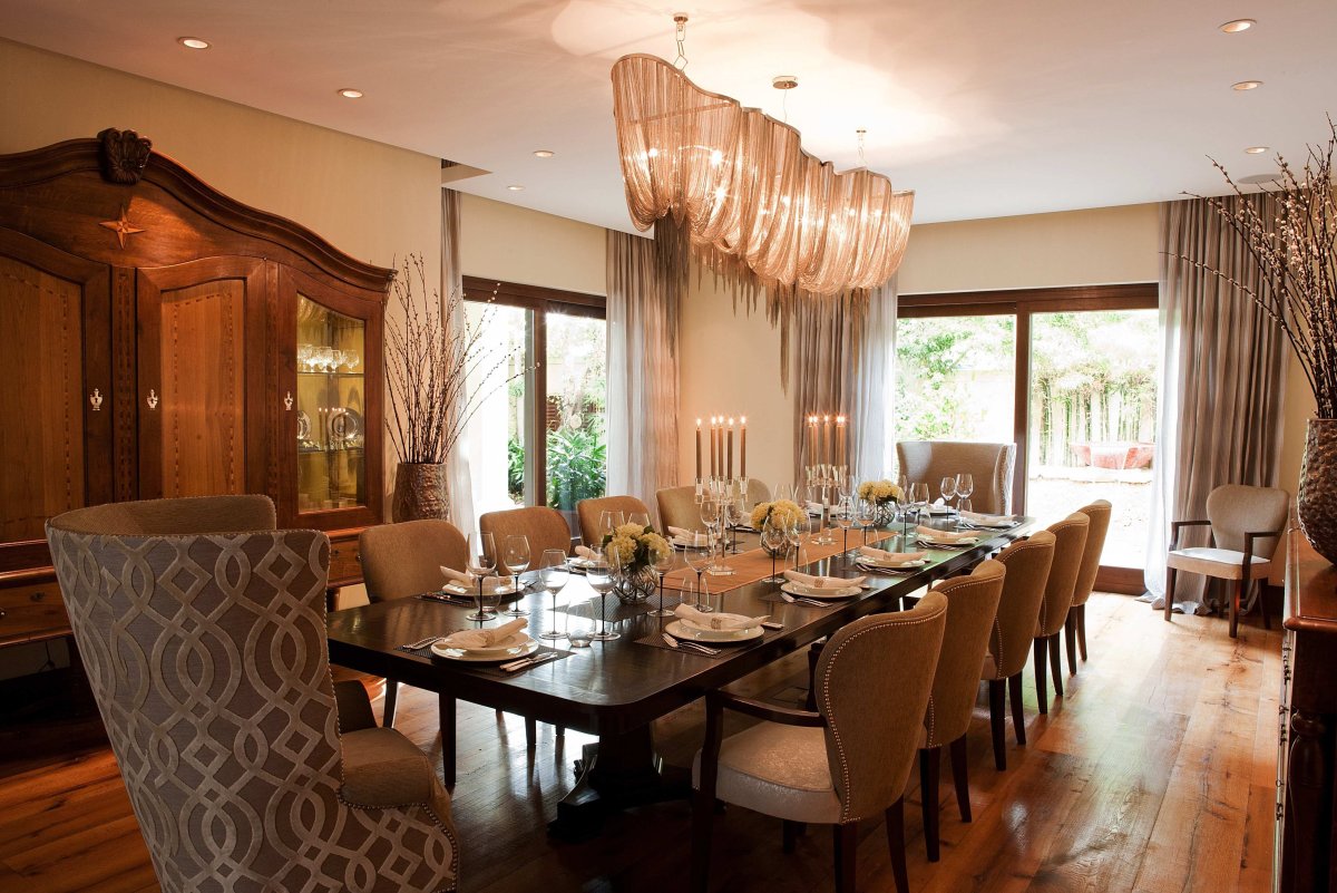 Столовая в старинном стиле