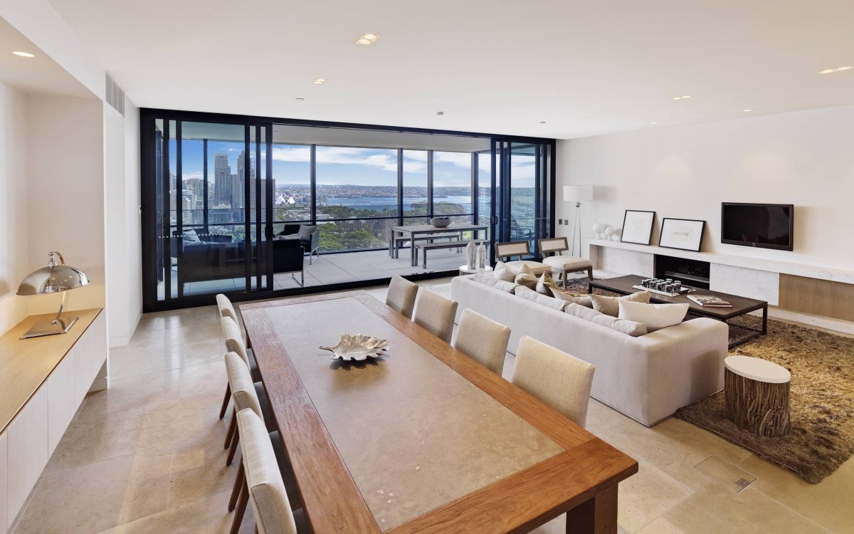 Гостиная-столовая в классическом стиле