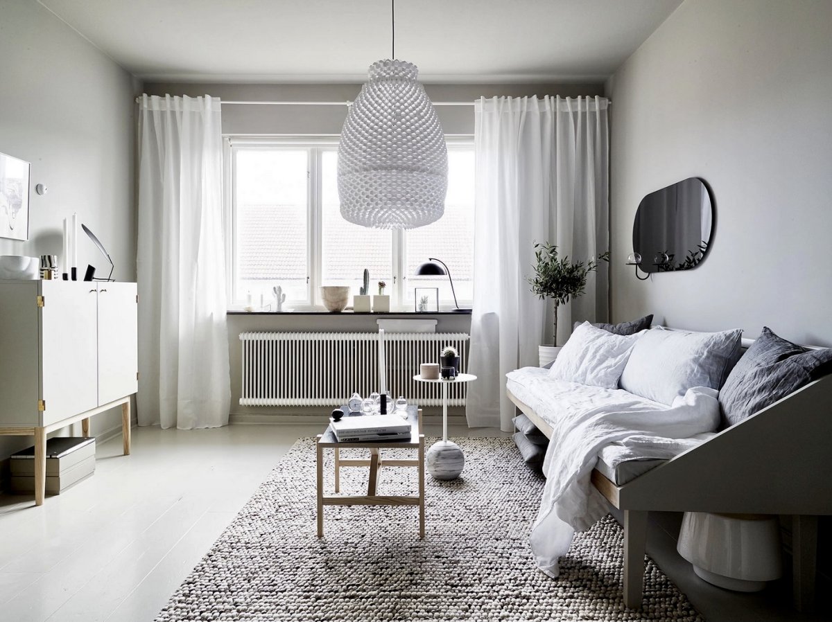 Карниз металлический двухрядный в интерьере