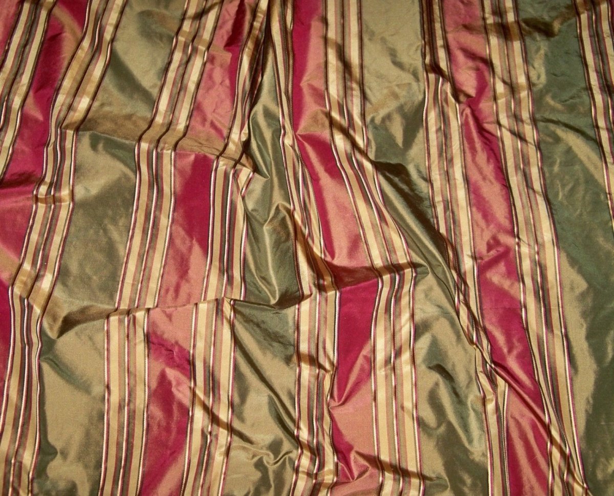 Шторы из тафты в полоску