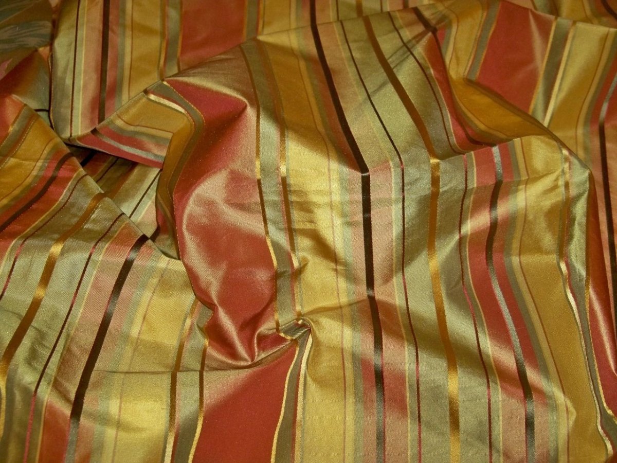 Шторы из тафты в интерьере