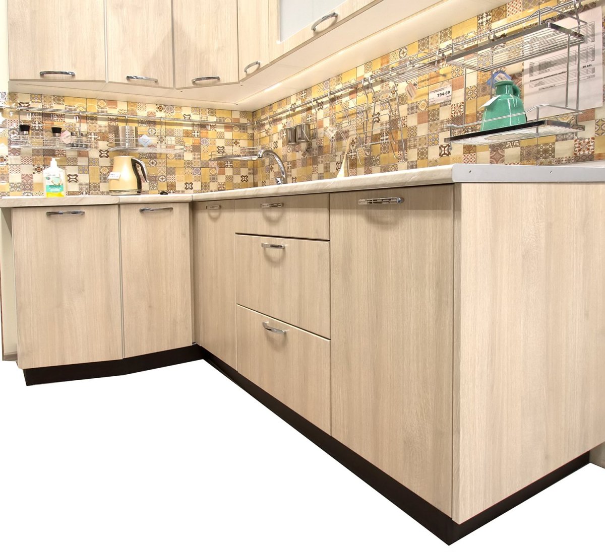 Белая кухня Леруа Мерлен