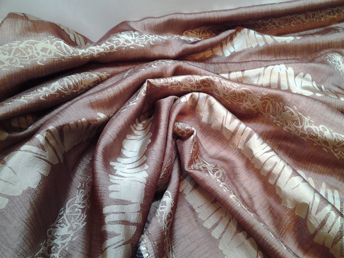 Шторы на завязках из тафты