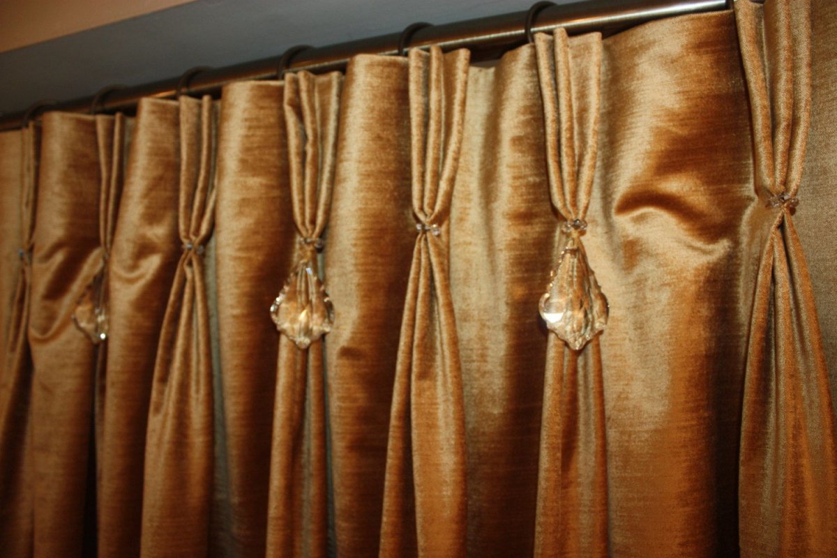 Портьеры на завязках